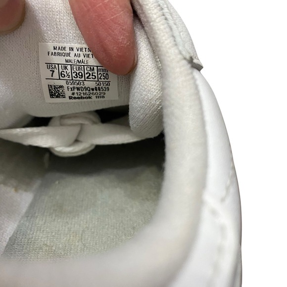 Reebok Classic Womens White Running‎ Shoes size 7 - Picture 3 of 5